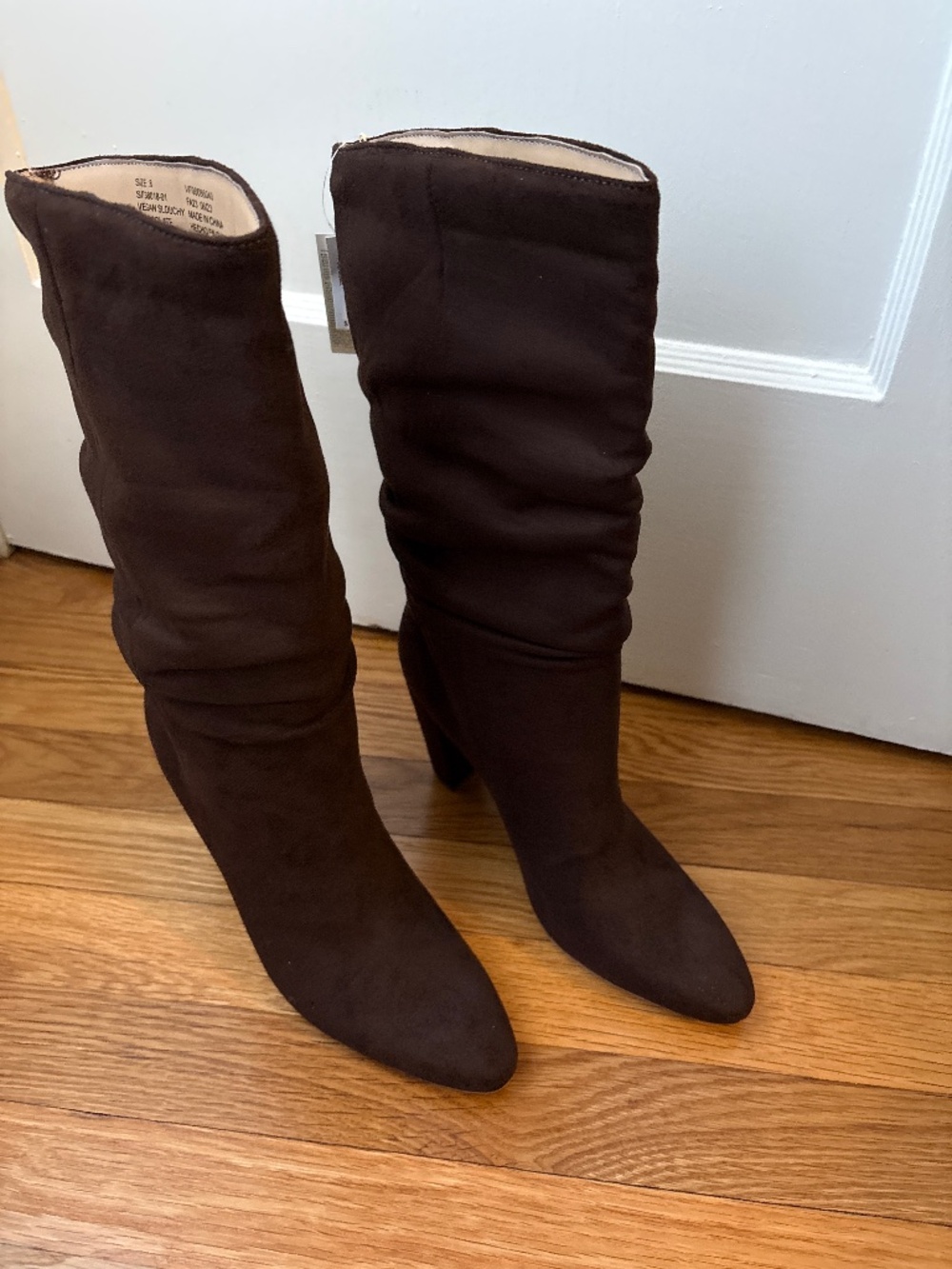 Banana Republic Vegan Leather Slouchy Boot, Chocolate Vegan Suede, Sz 8, NWOB